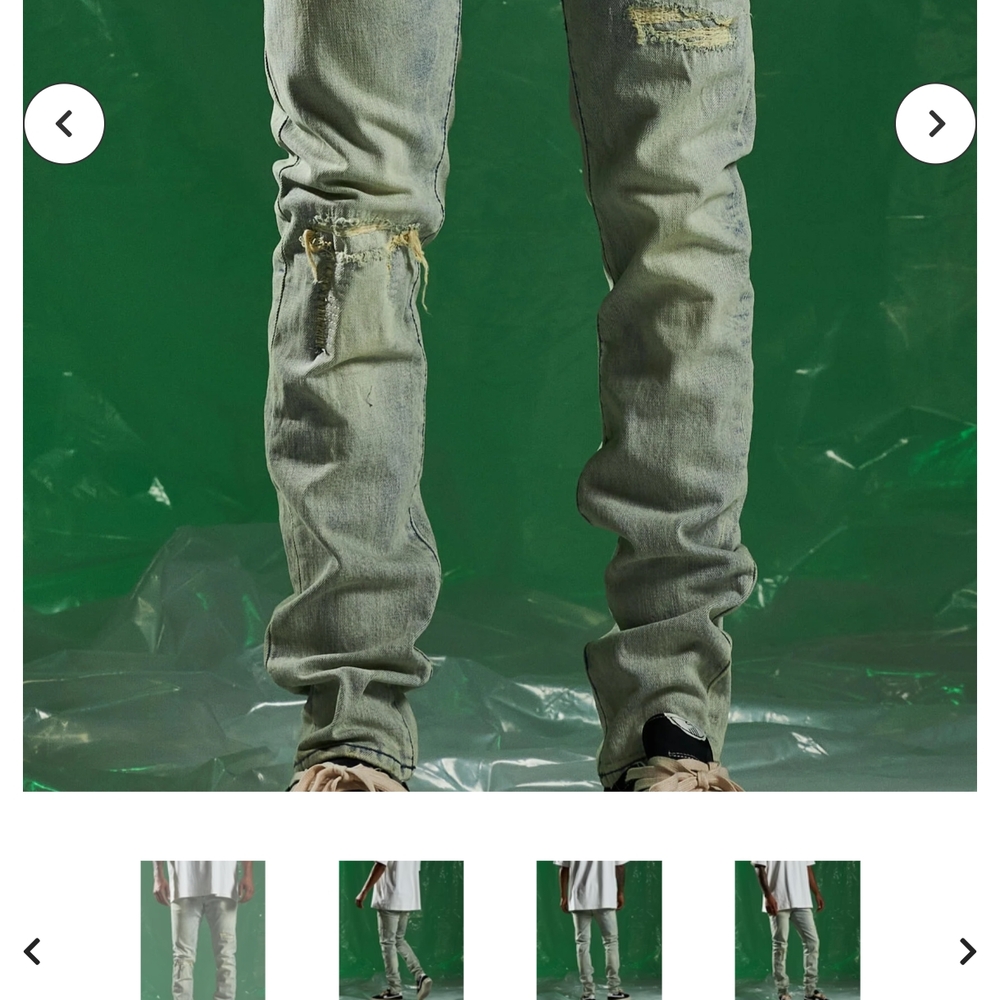 Gray Relaxed Fit Jeans with Subtle Distressing